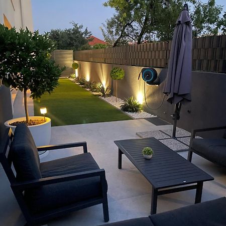Apartment Oris, Private Parking, Garden Zadar Bagian luar foto