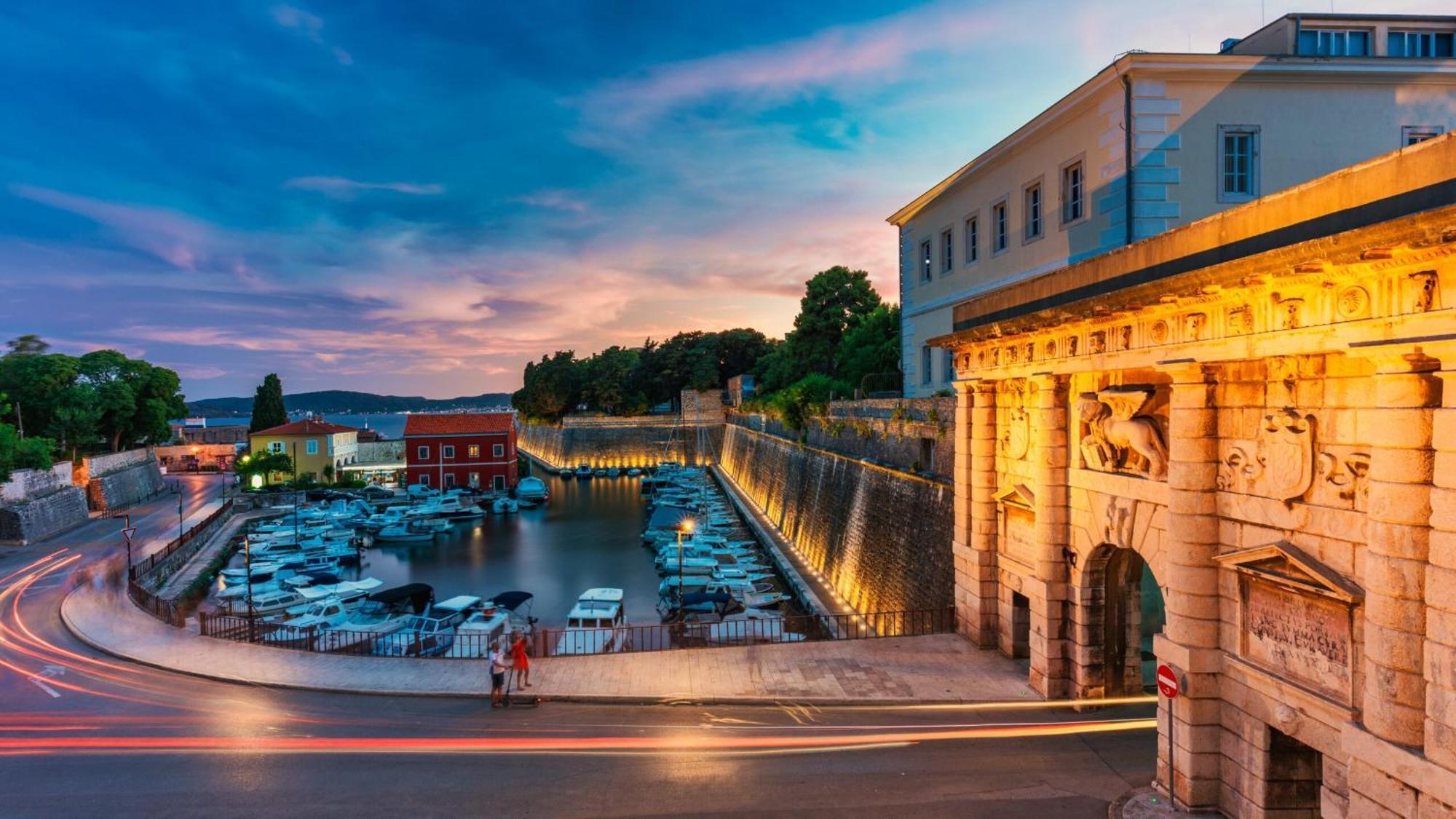 Apartment Oris, Private Parking, Garden Zadar Bagian luar foto